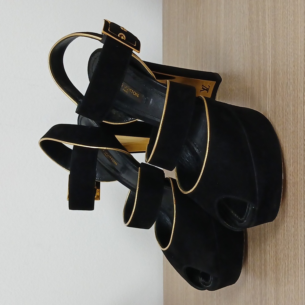 LOUIS VUITTON SHOES